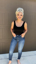 Mix it up High rise Frayed Ankle Skinny Jeans