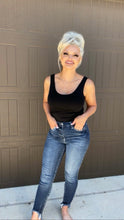 Mix it up High rise Frayed Ankle Skinny Jeans