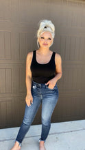 Mix it up High rise Frayed Ankle Skinny Jeans