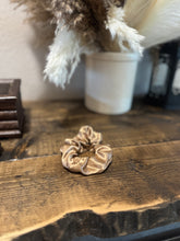 Maxine Scrunchies new