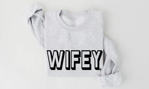 Wifey graphic sweatshirt
